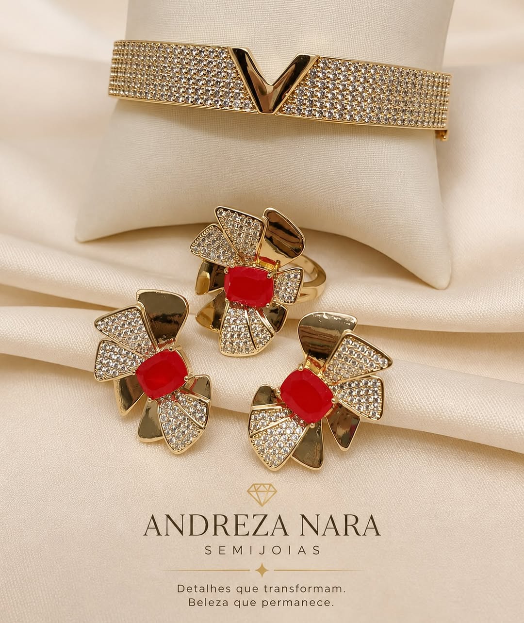 conjunto floral com pedra vermelha e pulseira dourada com V centralizado